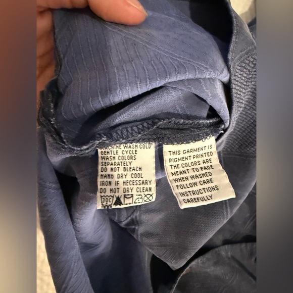 Tommy Bahama silk Navy Blue Short Sleeve Button-Up Shirt size XL - Picture 6 of 7